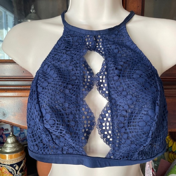 Victoria's Secret‎ blue Lace Halter Bralette Keyhole Cutout Bra Top Large - Picture 1 of 10